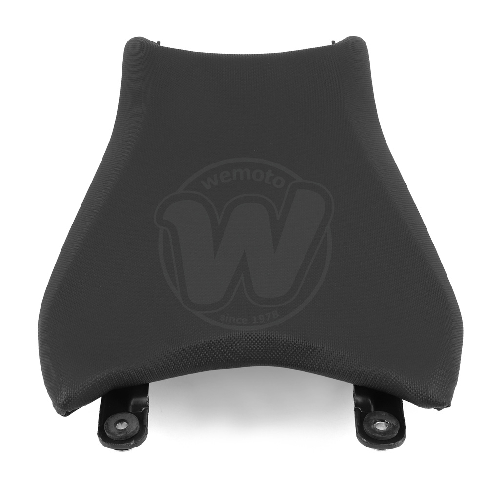 0IT4966_ah7852 four.jpg